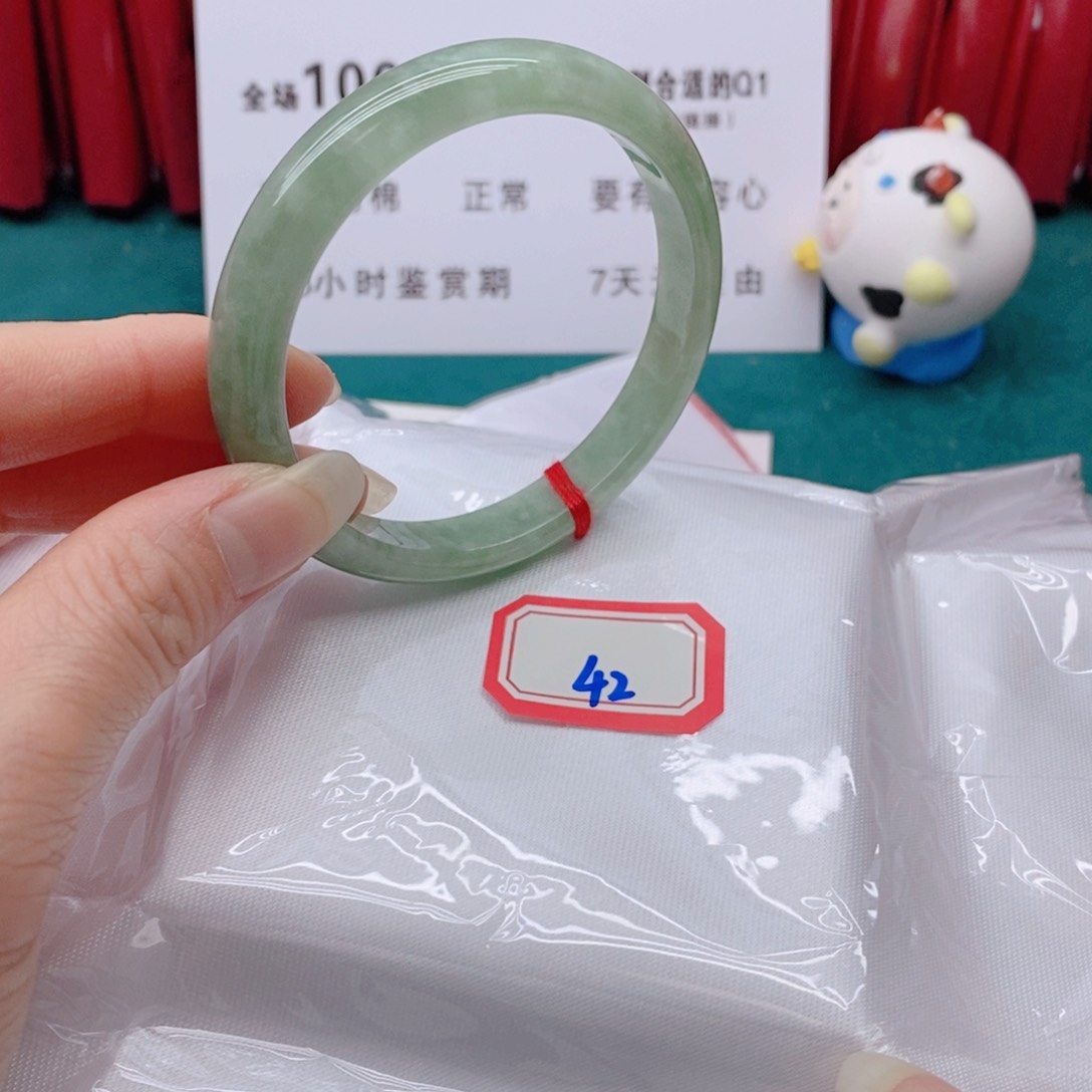 翡翠未镶嵌手镯小*蜜42222222