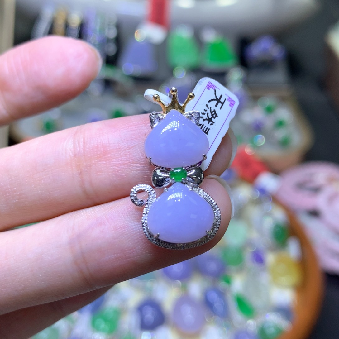 【闪购商品】翡翠颈饰18K金镶嵌翡翠吊坠项链