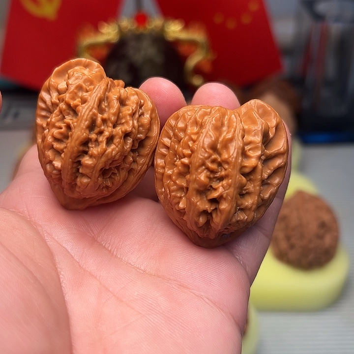 文玩核桃吊坠三羊谷