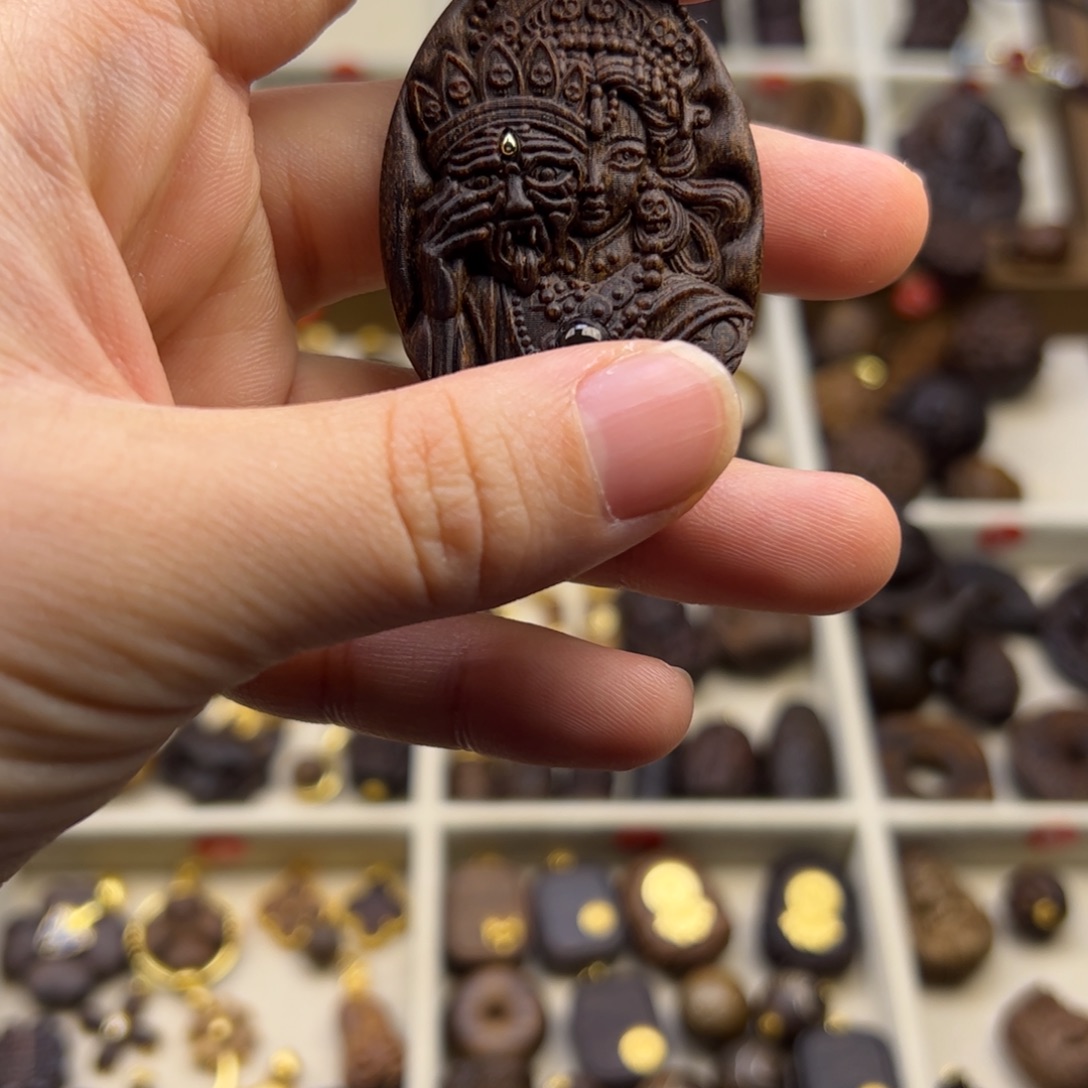 魔****木质类花开见佛随行脖挂配饰