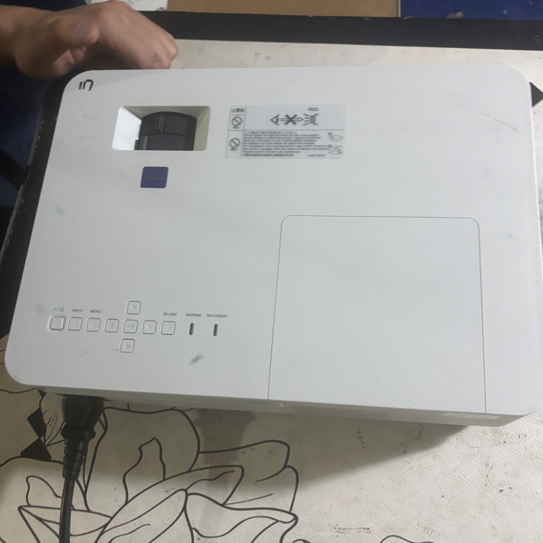 二手 Sony 投影仪 运费自理