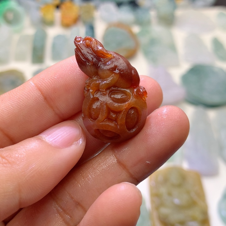 定制翡翠未镶嵌毛货定制抛光