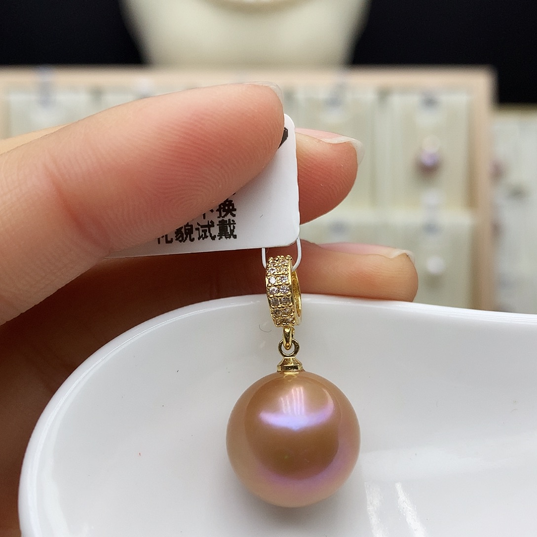 淡水珍珠颈饰合金