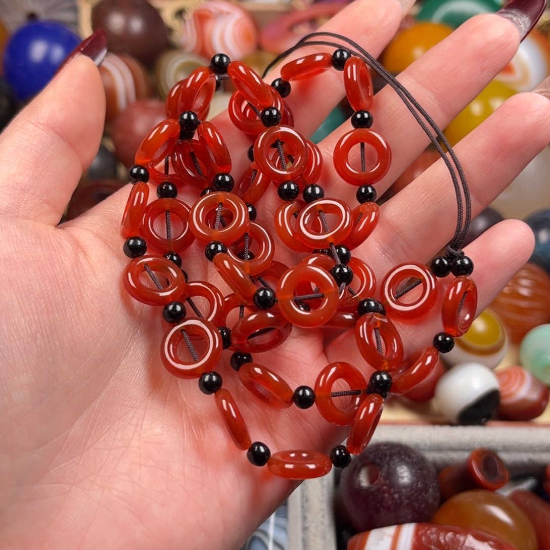 玛瑙/玉髓颈饰未镶嵌