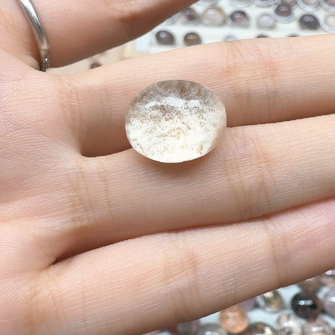 水晶定制款白幽灵戒指不退换未镶嵌糖****?