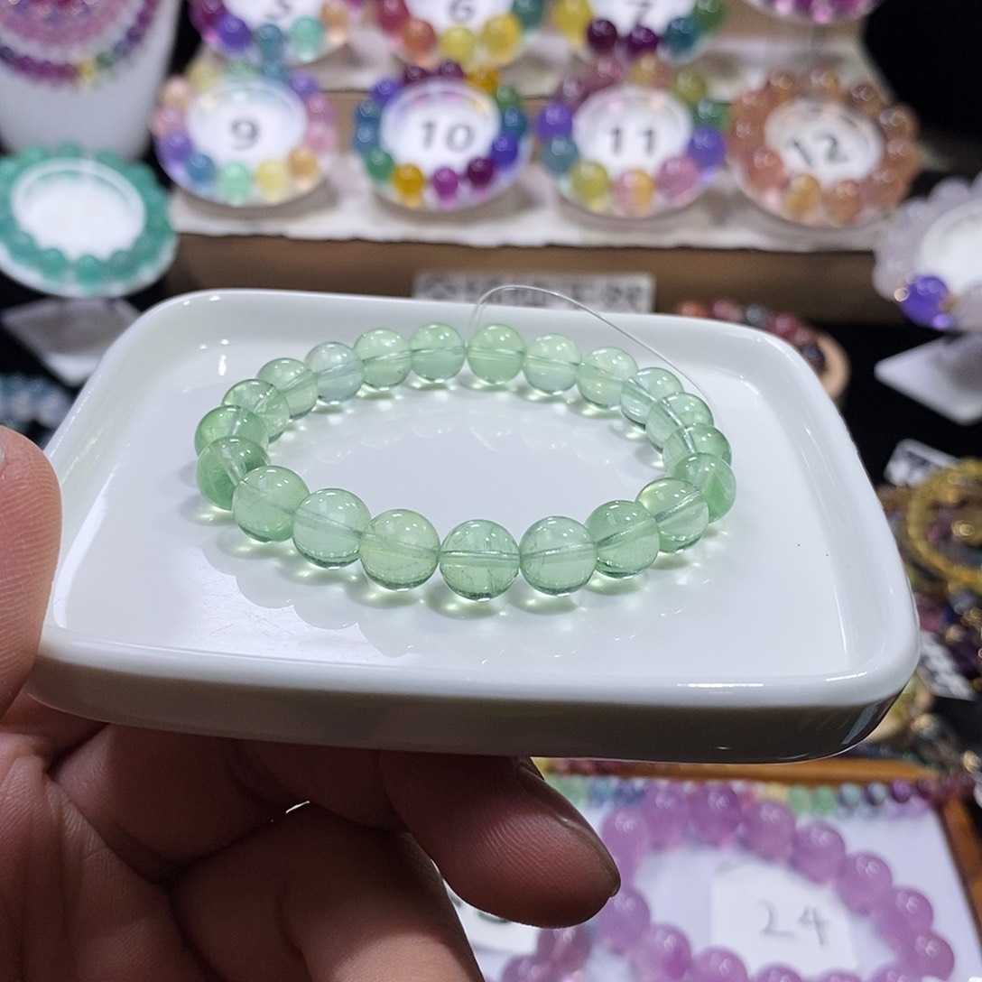 萤石手链未镶嵌薄荷绿9.2mm