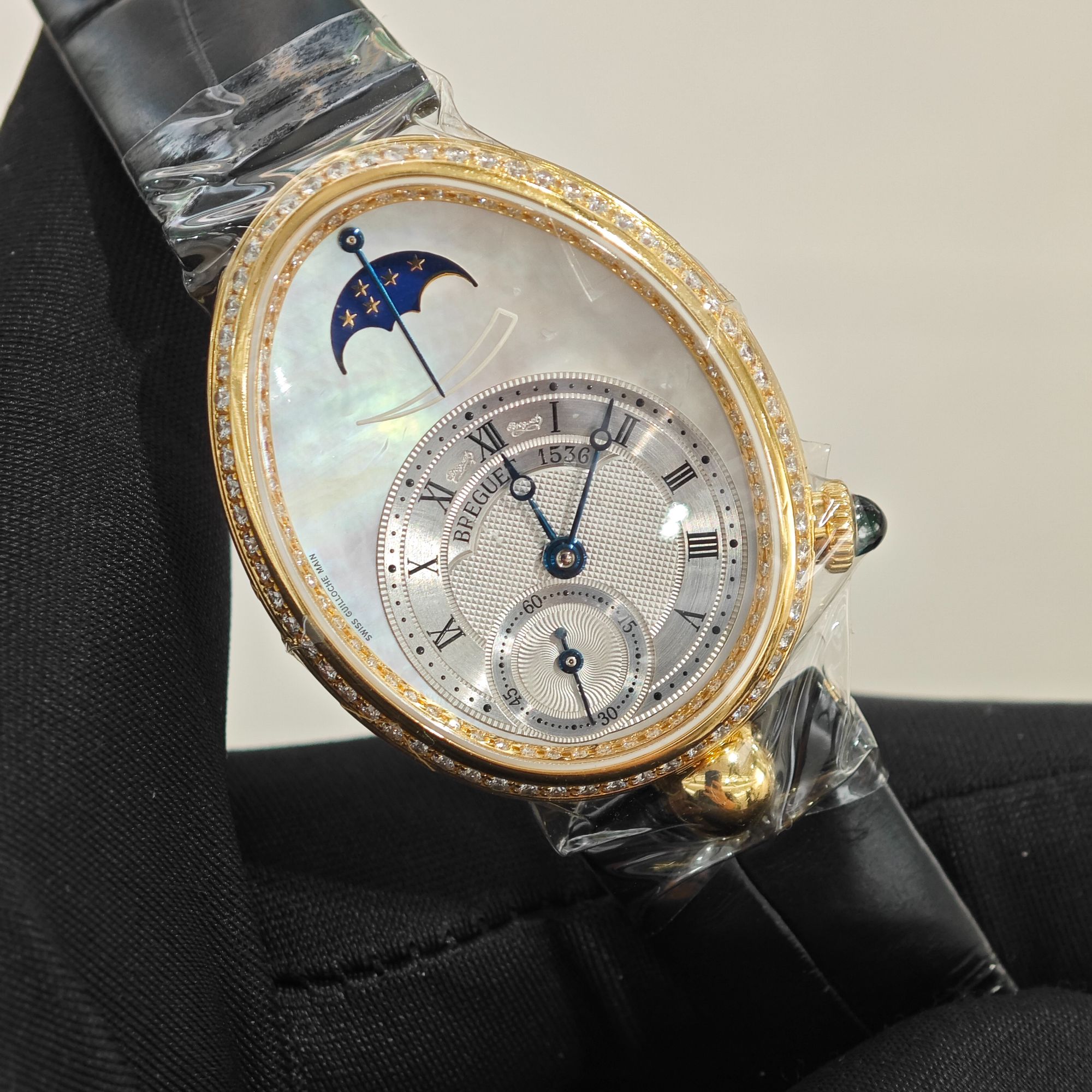95新 BREGUET/宝玑 15年那不勒斯王后系列8908BA贝母盘女士机械表