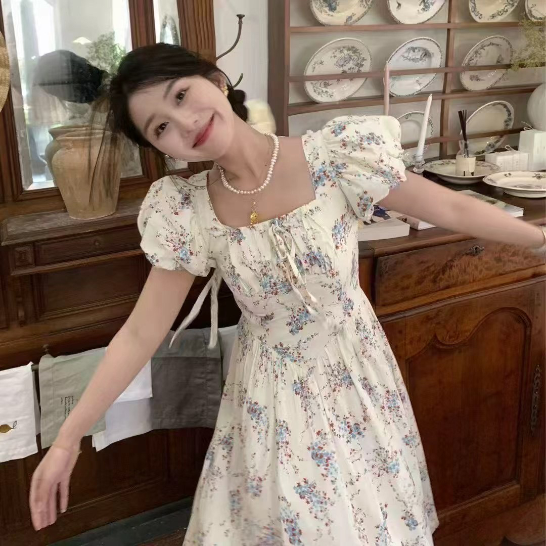 梦里-陈 碎花国潮泡泡连衣裙