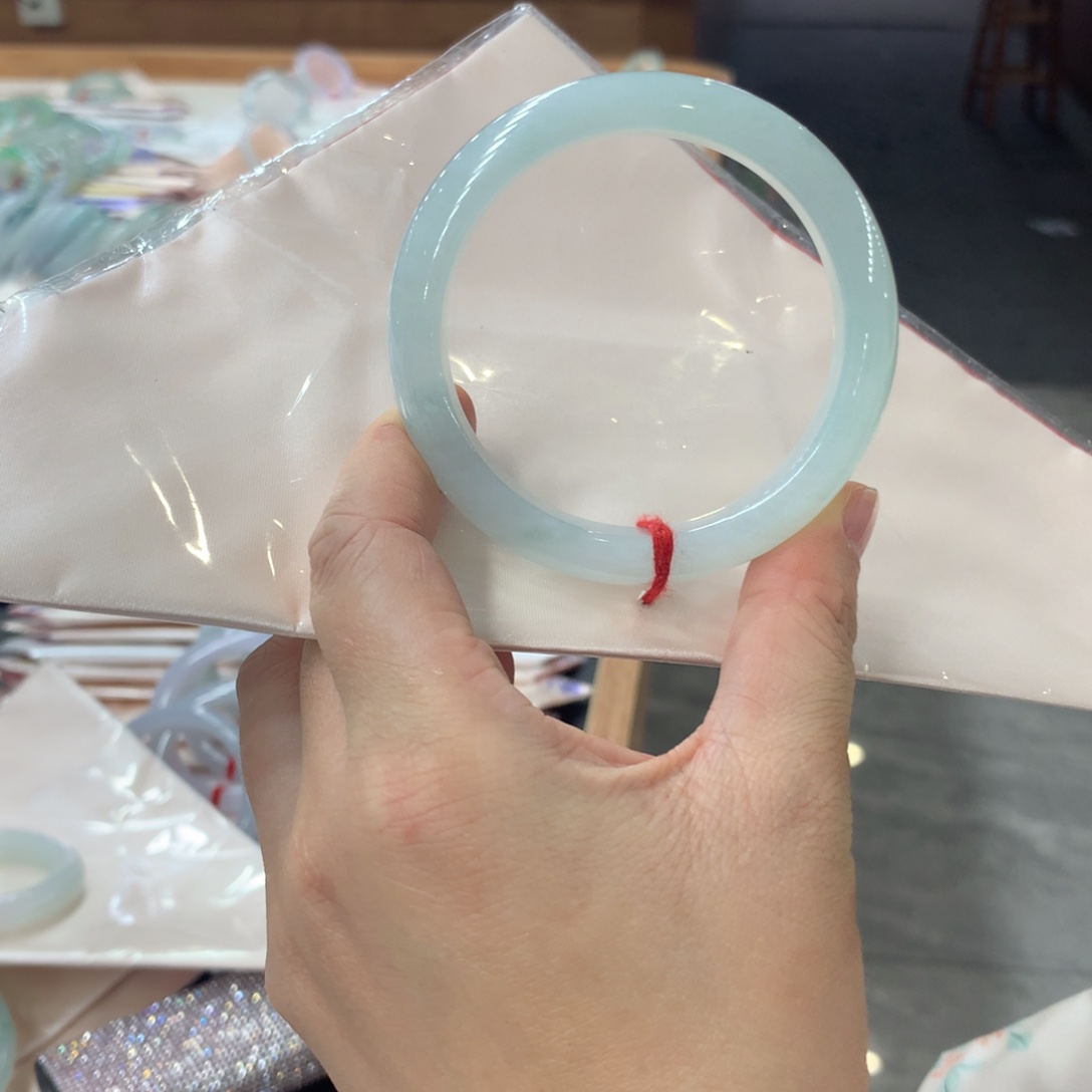 阳***馆翡翠未镶嵌手镯翡翠