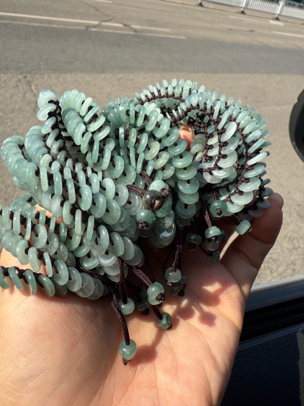 天然翡翠a货小手绳~可调节，多样性随机发货