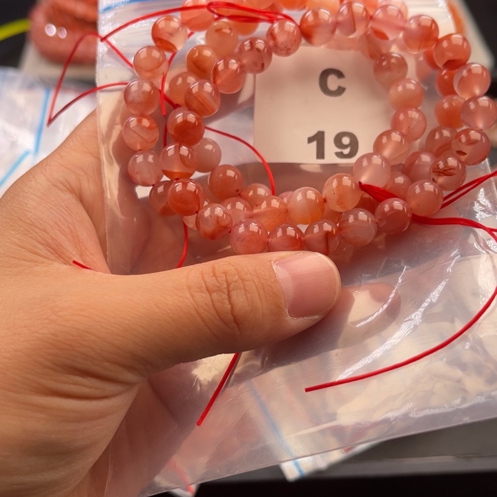 南红玛瑙未镶嵌多样性发货默认微瑕称重8mm3条