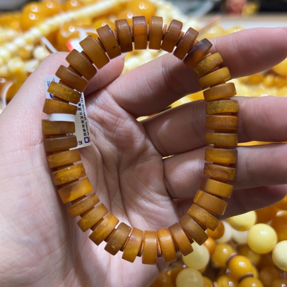 琥珀珠宝奇石未镶嵌