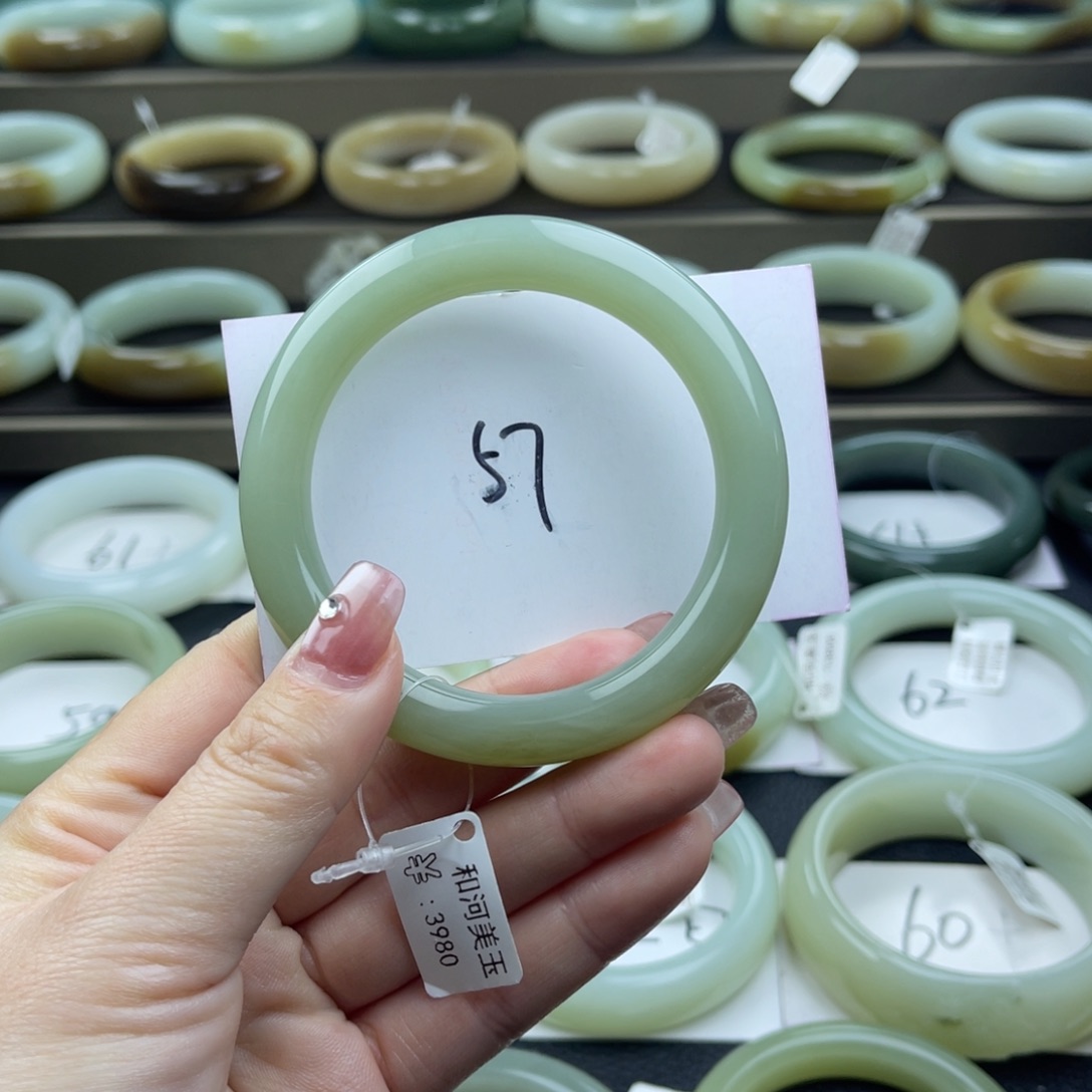 和田玉（糖玉）手镯未镶嵌