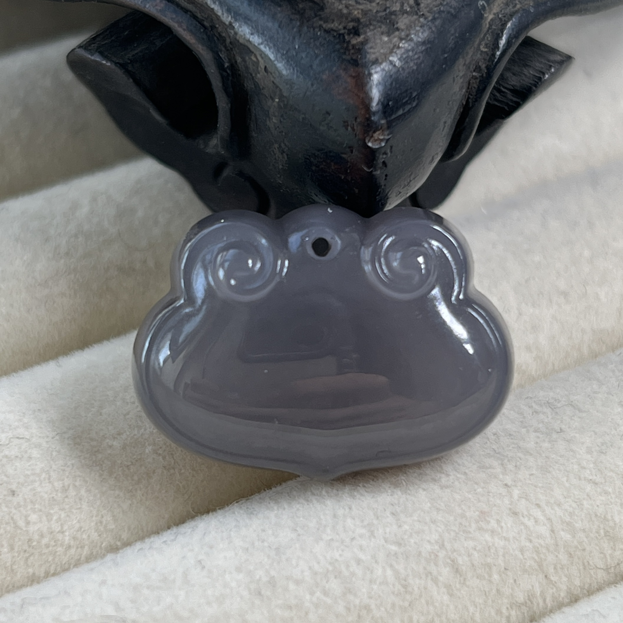 【伟伟鉴定】和田玉 深烟紫 锁 吊坠 25/18/11时尚百搭饰品