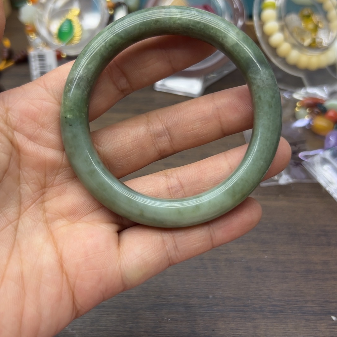 和田玉未镶嵌手镯56.3圈围421