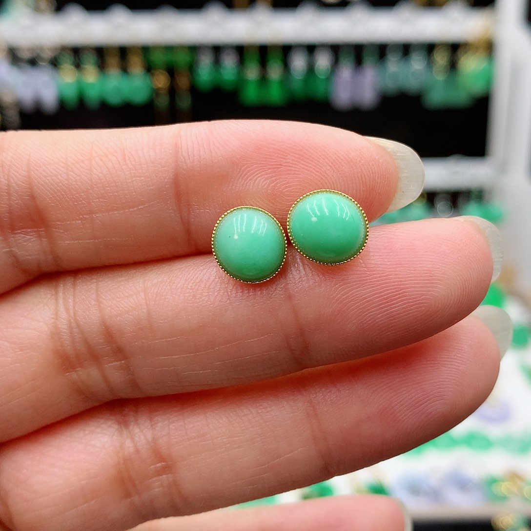 翡翠耳饰18K金镶嵌的