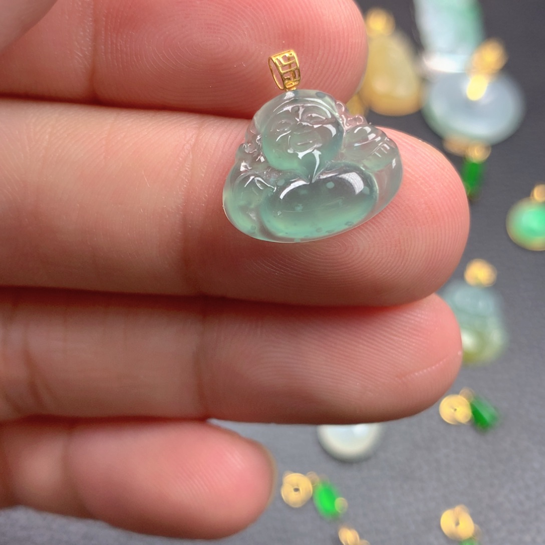 【闪购商品】颈饰18K金镶嵌翡翠翡翠