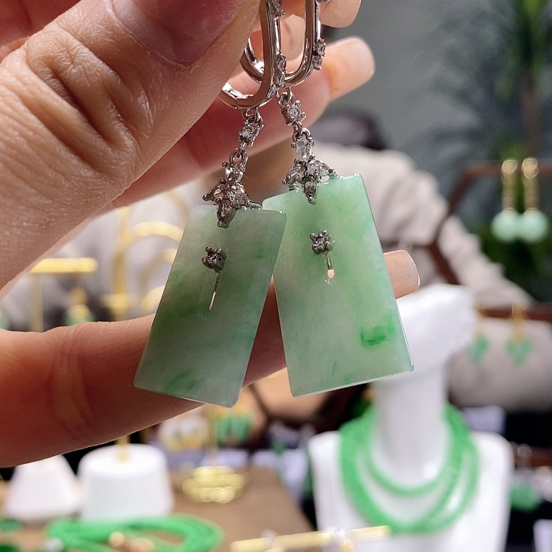 翡翠耳饰银S925镶嵌翡翠