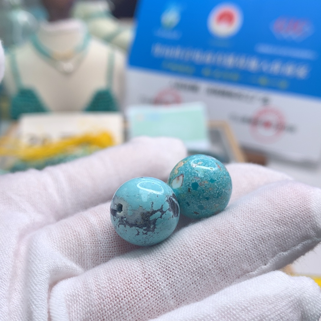 绿松石未镶嵌饰品