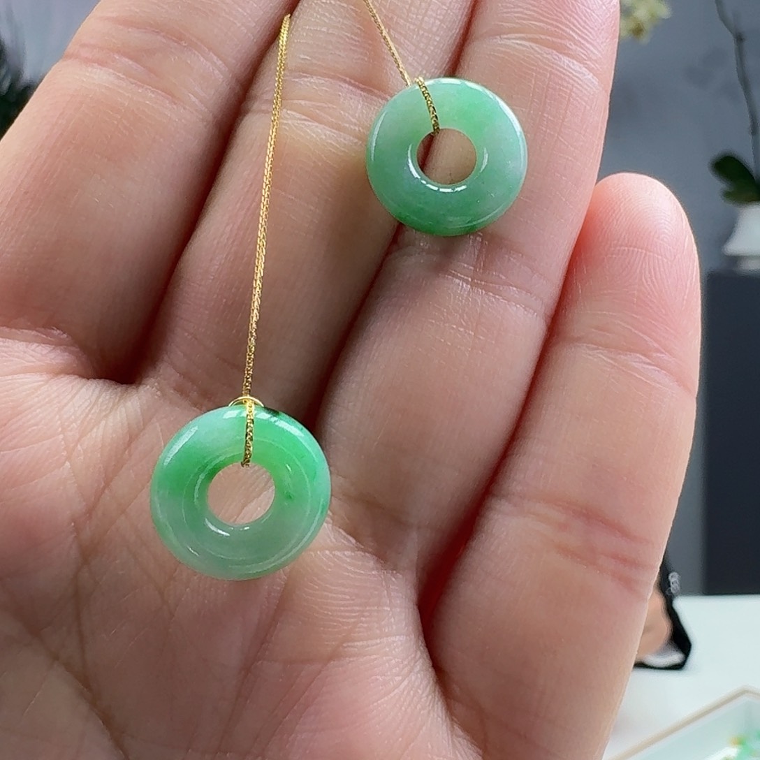 翡翠耳饰18K金镶嵌天然