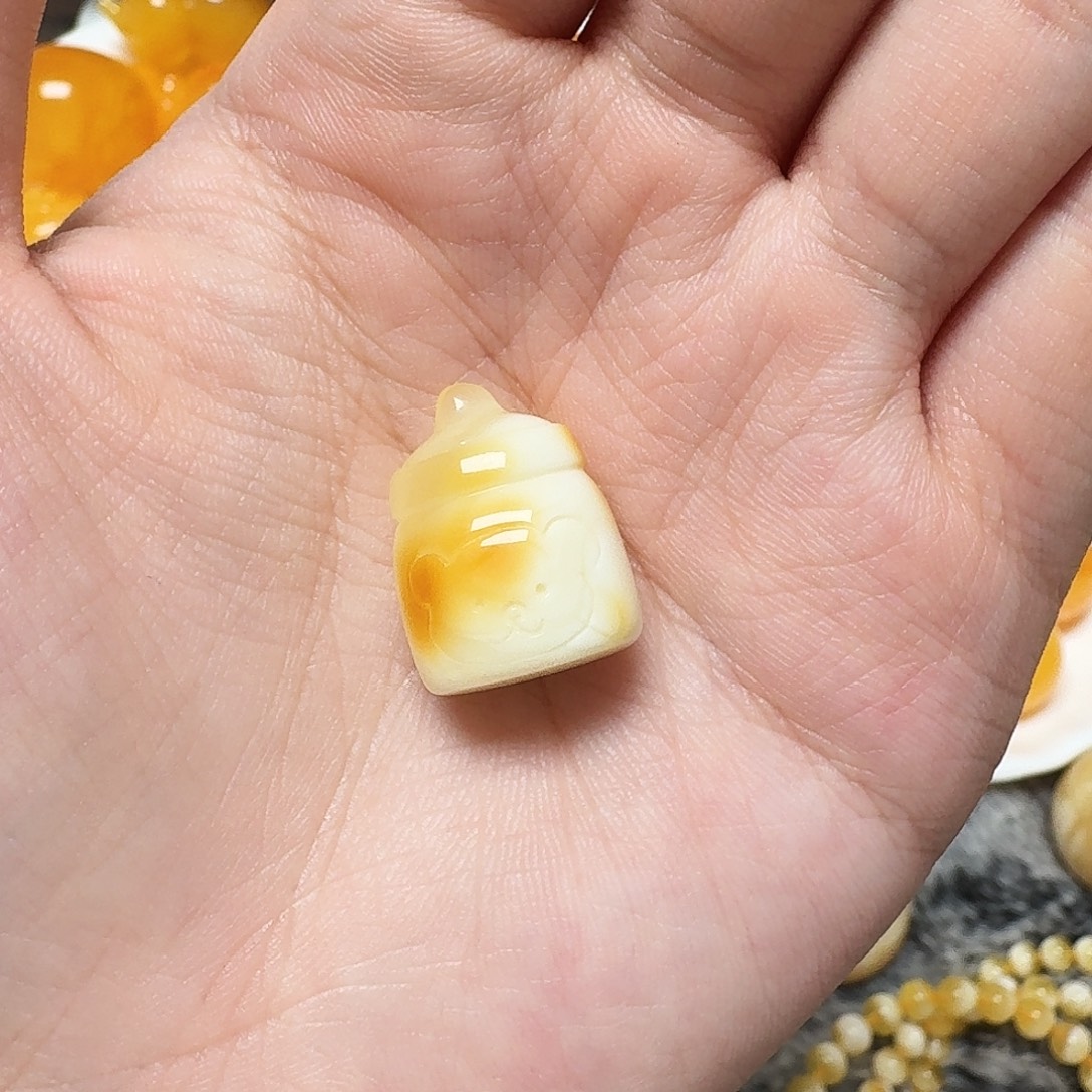 琥珀未镶嵌裸石蜜蜡奶瓶