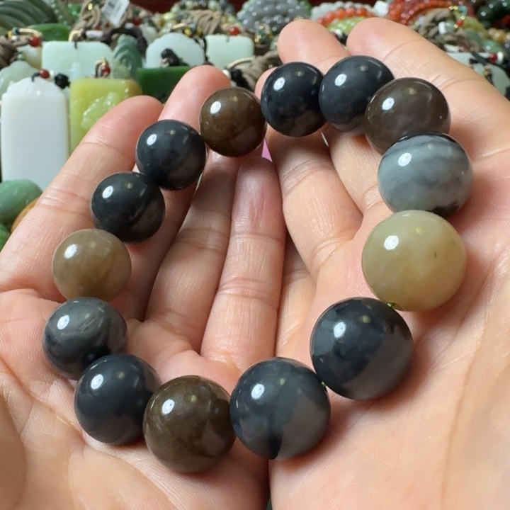 和田玉未镶嵌颈饰楼兰16