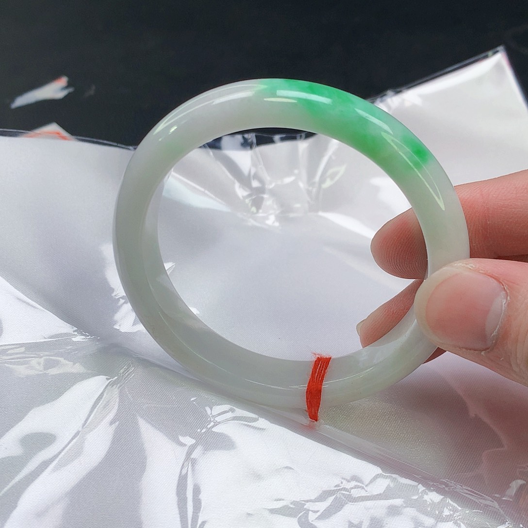 翡翠手镯未镶嵌086缅甸天然翡翠A货