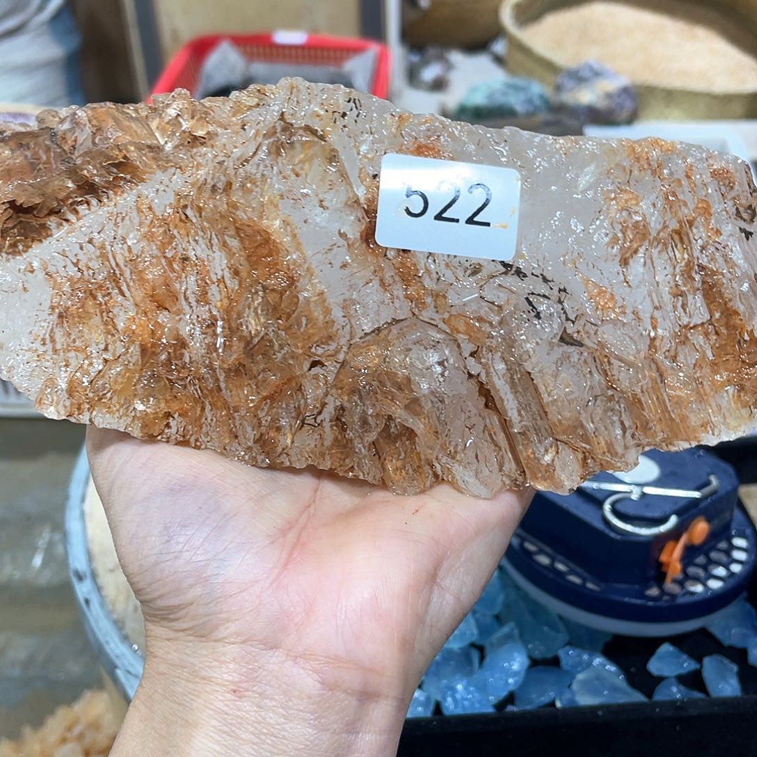 水晶摆件……未镶嵌