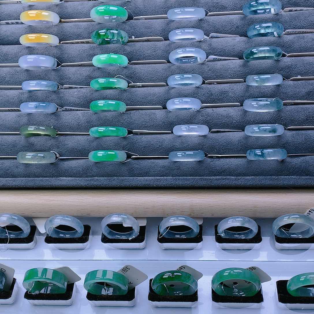 翡翠戒指未镶嵌翡翠