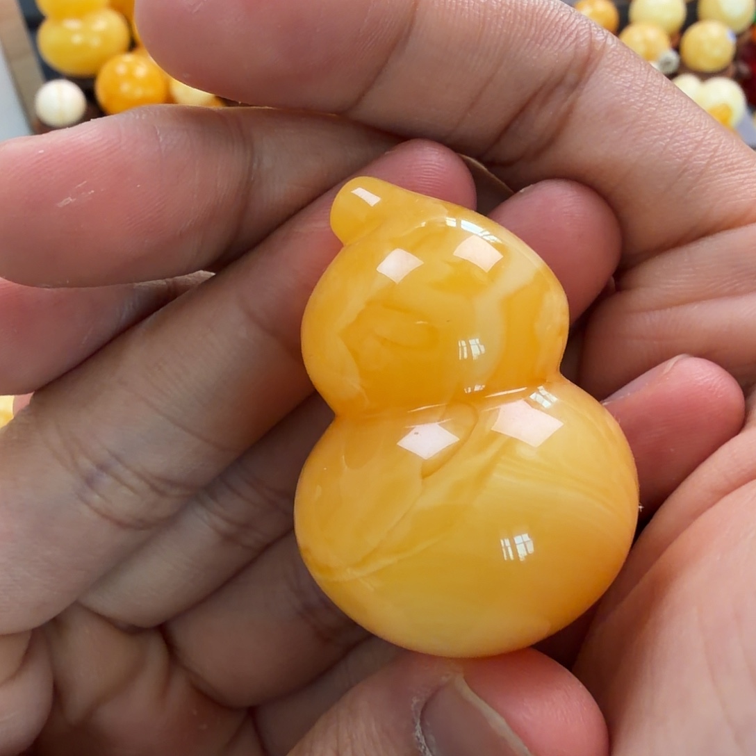 琥珀未镶嵌珠宝奇石17g