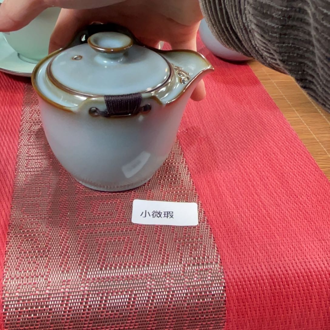 瓷片。。。。。。。。。。。。。。。。。