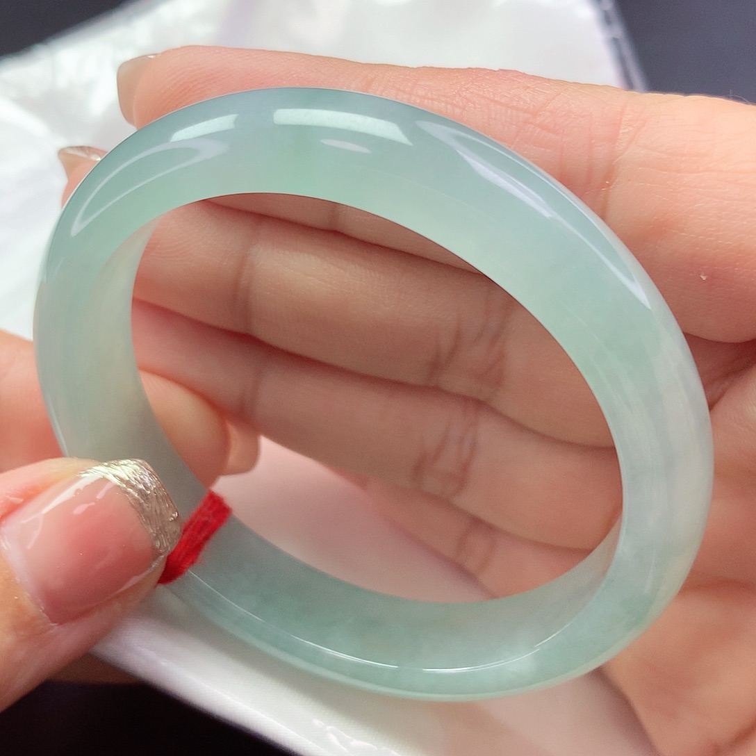 【闪购商品】翡翠手镯未镶嵌贵妃a 12225