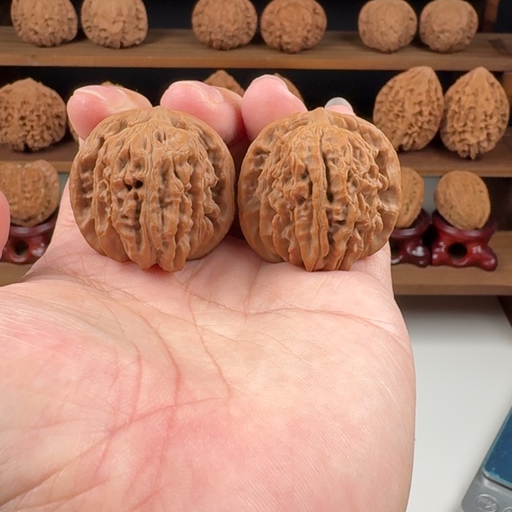 君***也手串文玩核桃四座楼38/37/35