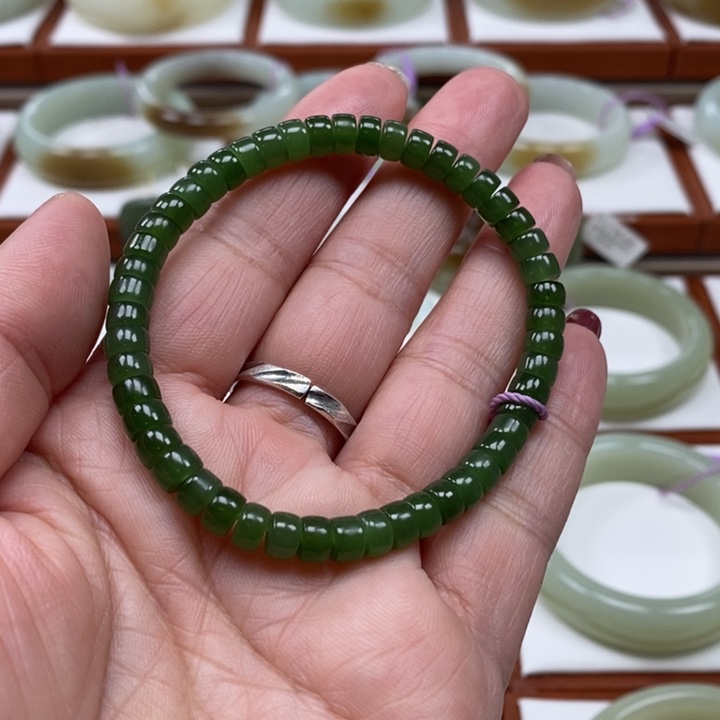 和田玉未镶嵌手链