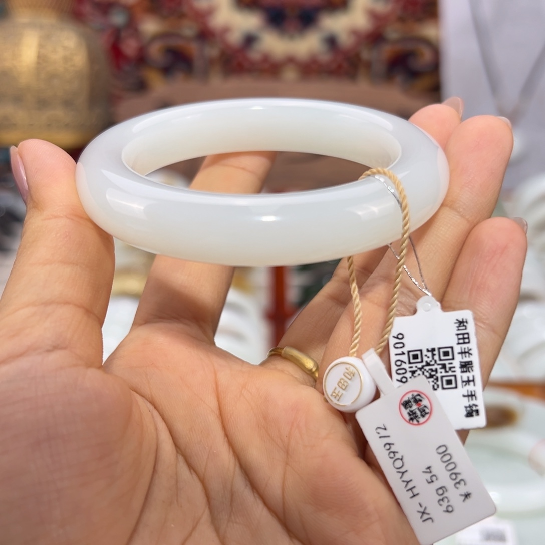 和田玉未镶嵌手镯新疆和田玉