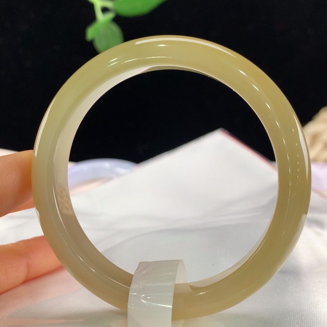 翡翠手镯未镶嵌111-2252