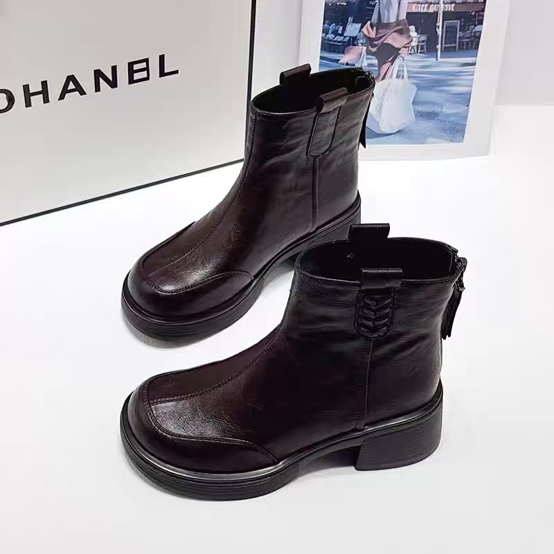 米珂吉娜2025秋冬新款英伦风时尚百搭厚底加绒休闲女短靴82828