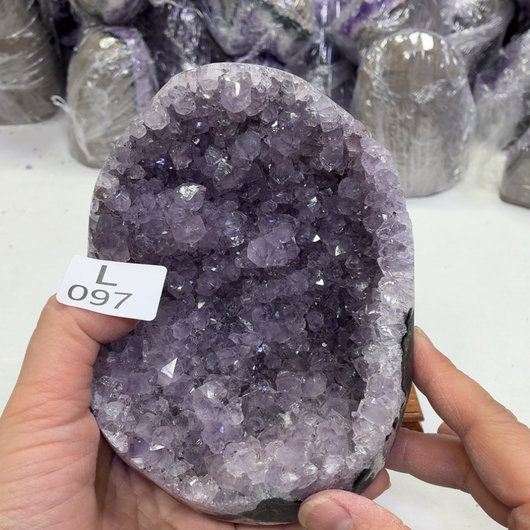 未镶嵌摆件水晶天然紫水晶