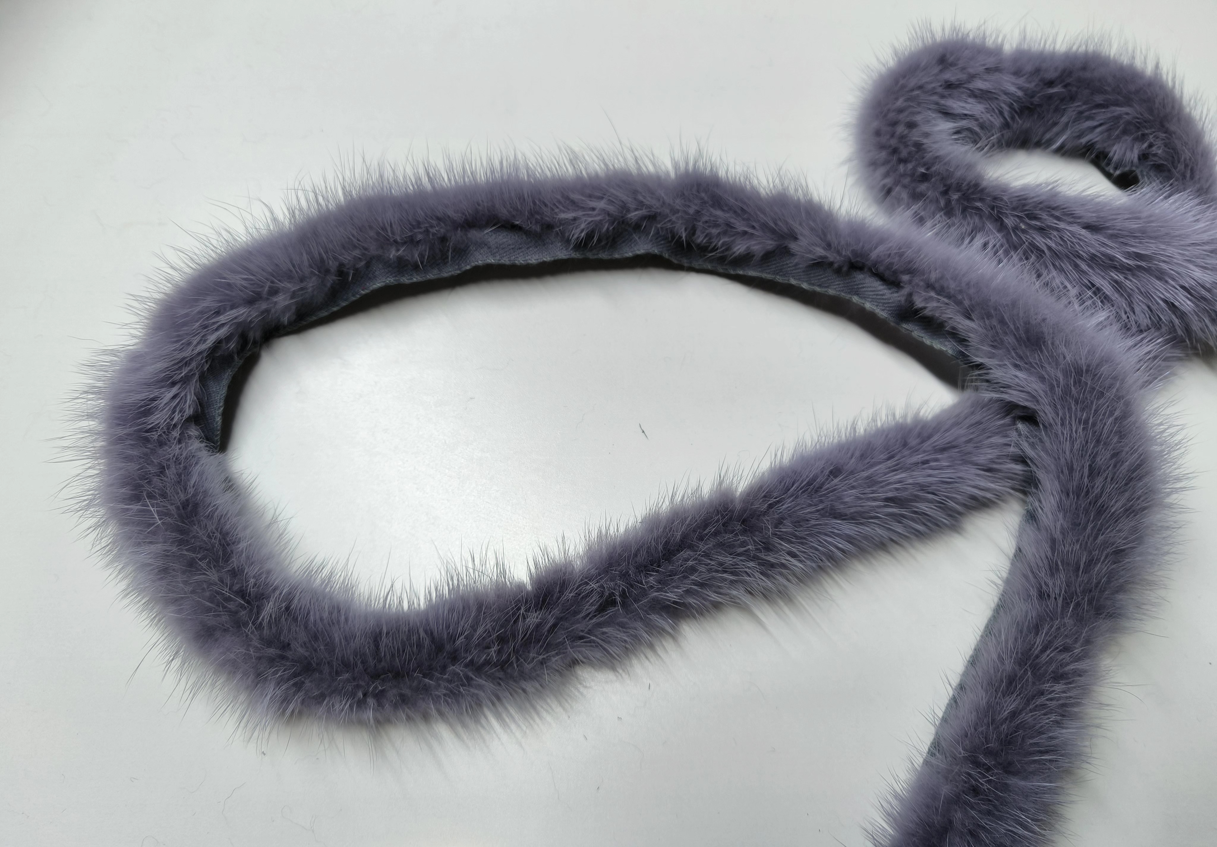 100%灰紫色进口水貂毛边