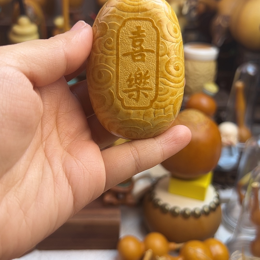(***)大叶紫檀（黑酸枝木类）