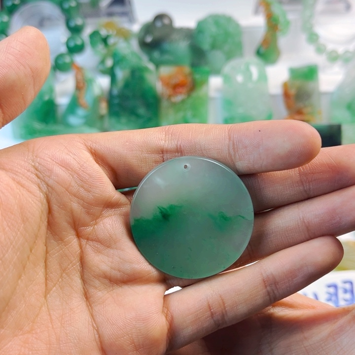 石英质玉吊坠(不含链)未镶嵌