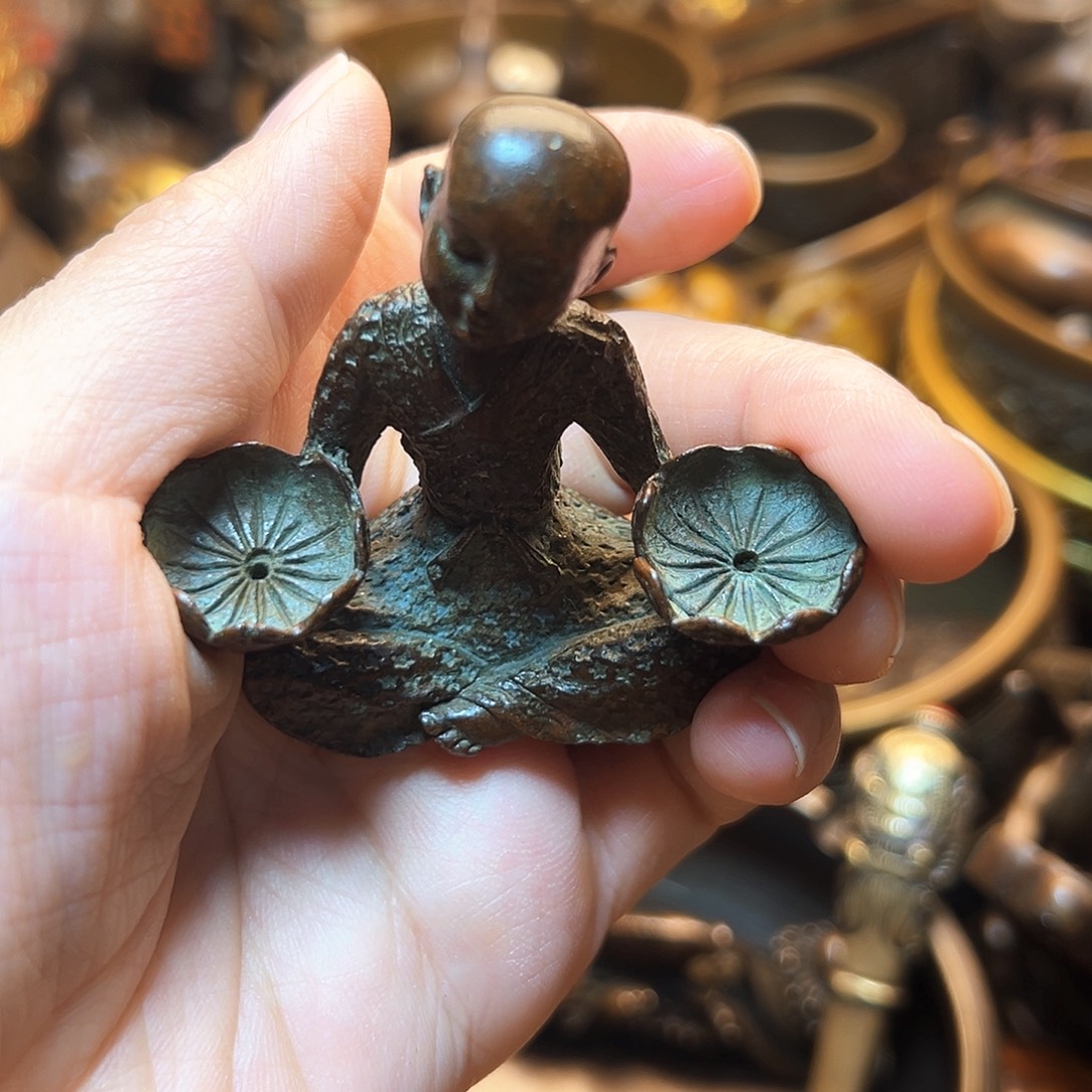 精美铜器工艺品等