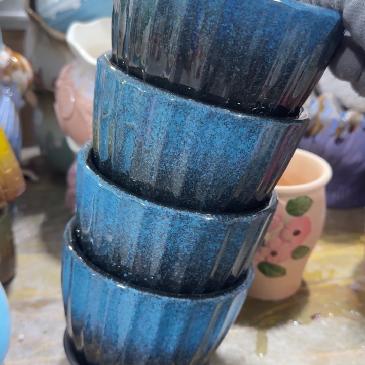 凑9块包邮，有孔，陶瓷花盆