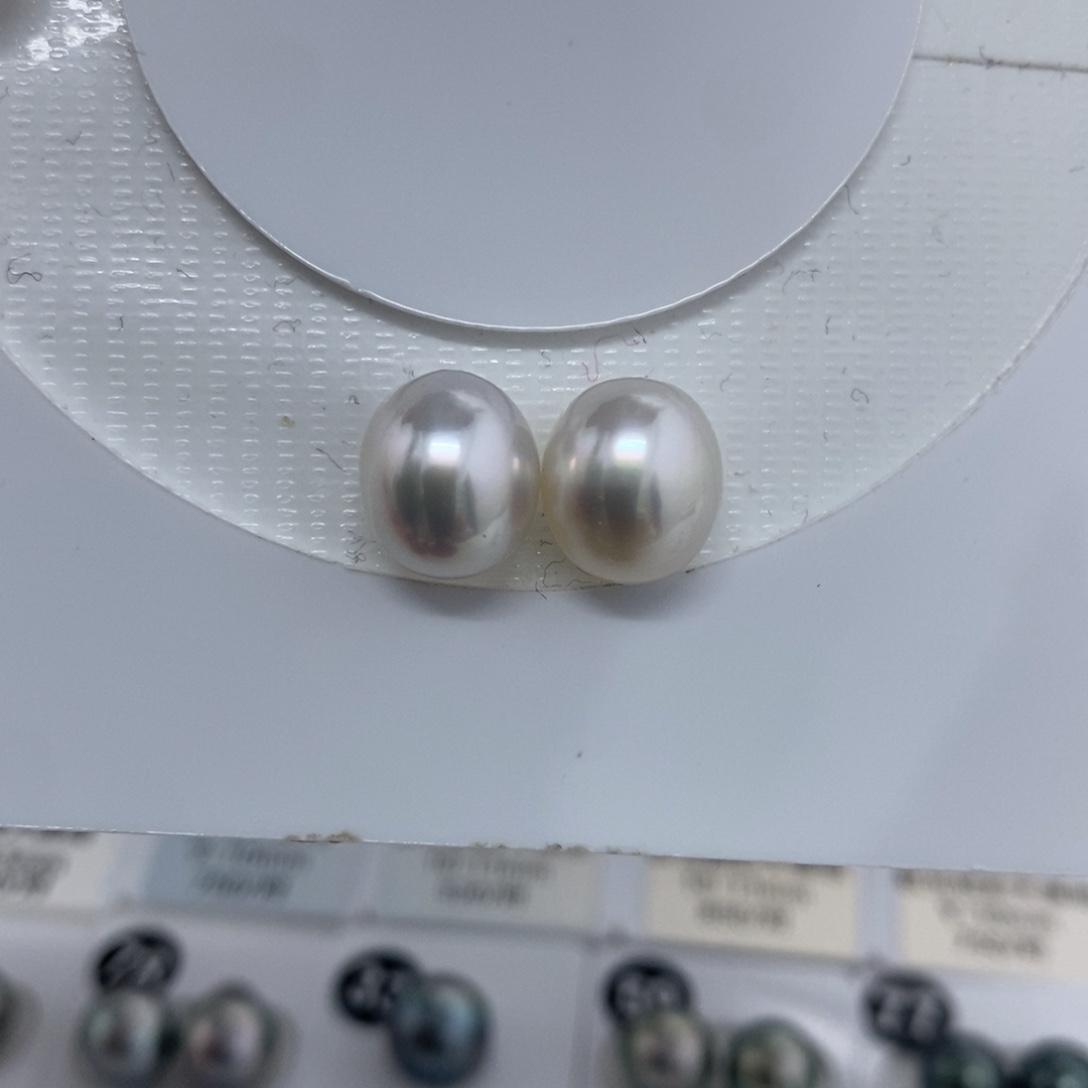 颈饰海水珍珠未镶嵌10-11mm 澳白 宝石光 椭圆