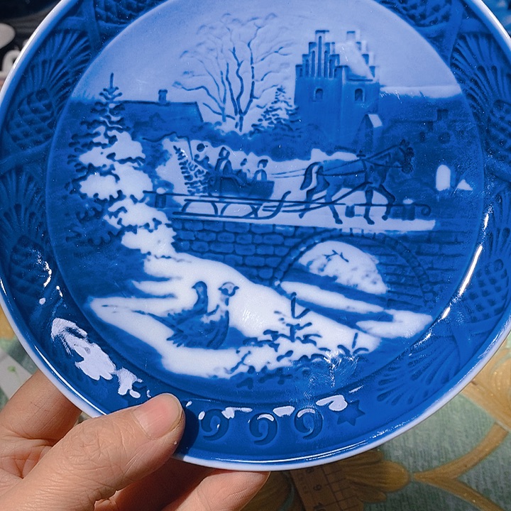 瓷片新年快乐。万事如意