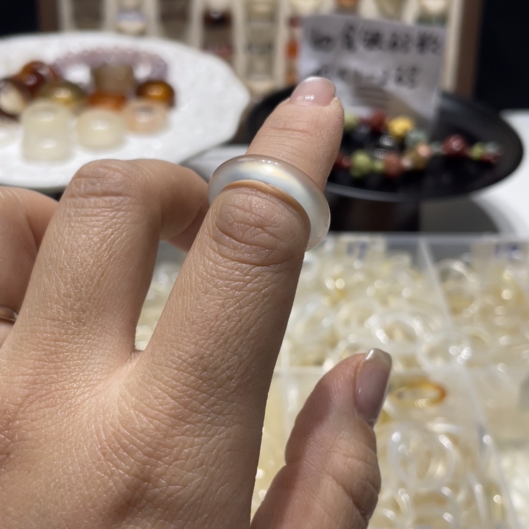 玛瑙/玉髓戒指未镶嵌