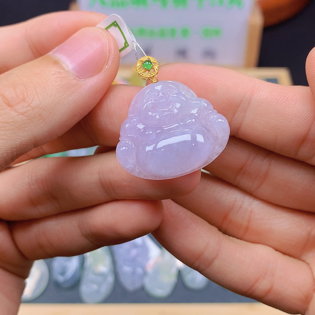 翡翠18K金镶嵌颈饰翡翠