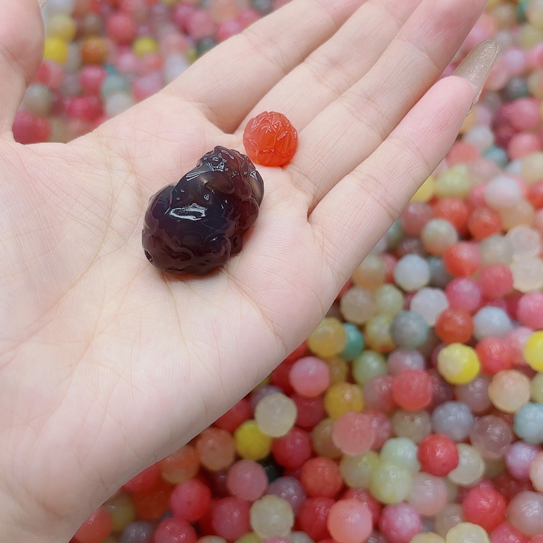 夏***雨未镶嵌手链玛瑙/玉髓盐源20