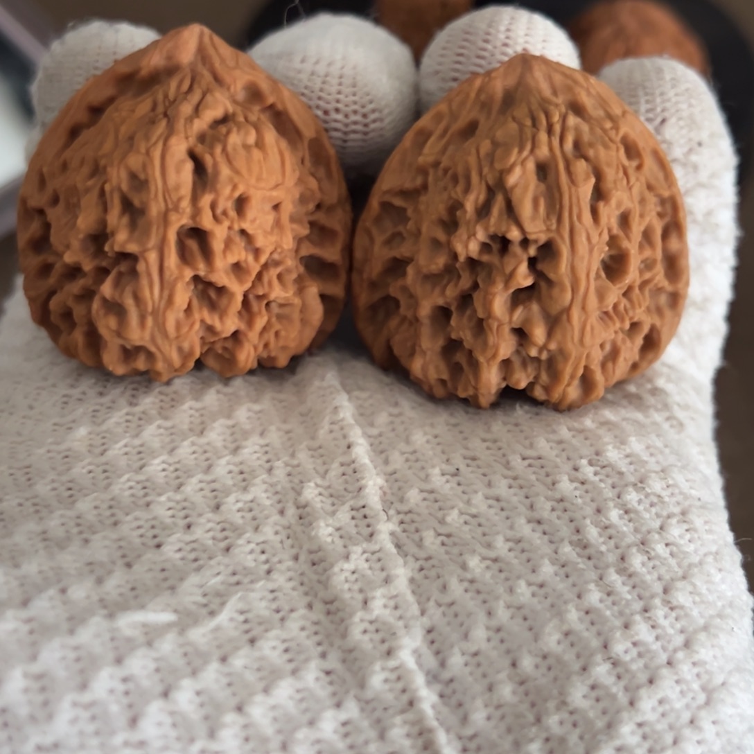 文玩核桃吊坠41正三角南疆石