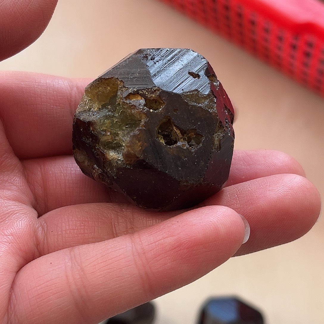 R***a未镶嵌水晶珠宝半成品